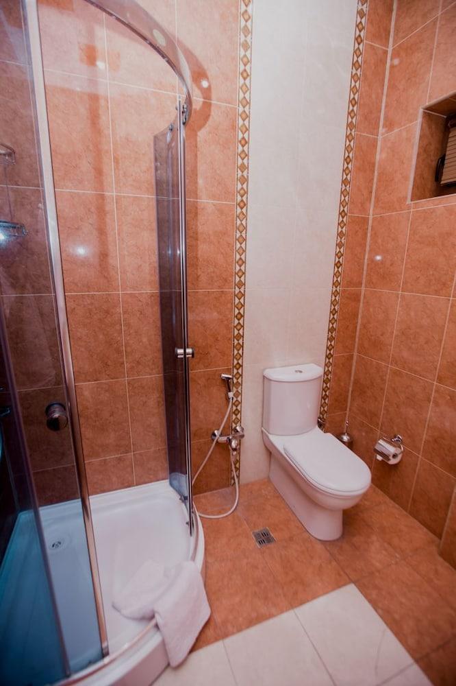 Astola Hotel Баку Экстерьер фото