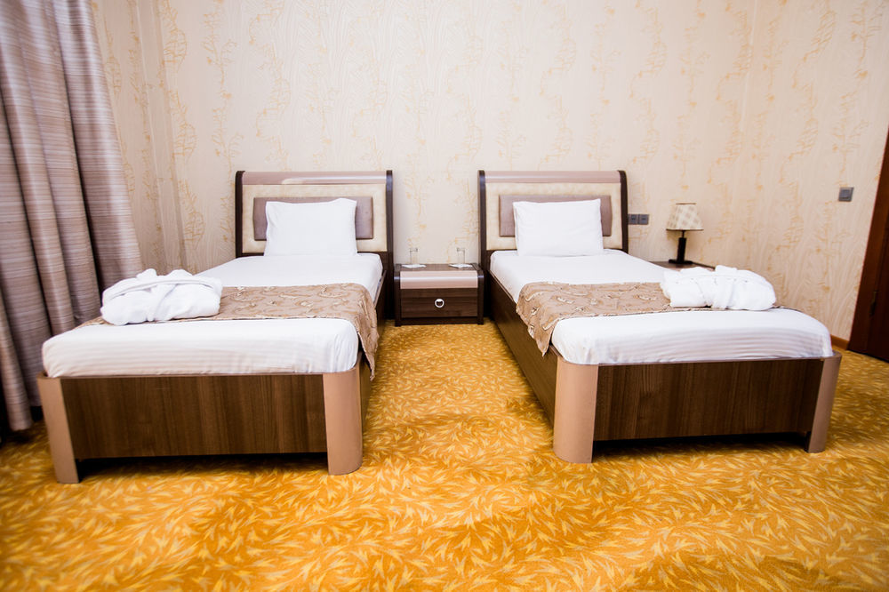 Astola Hotel Баку Экстерьер фото