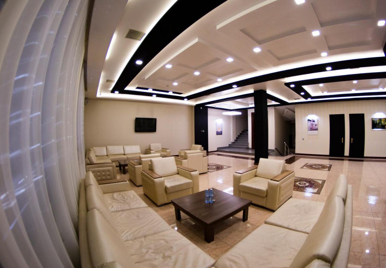 Astola Hotel Баку Экстерьер фото