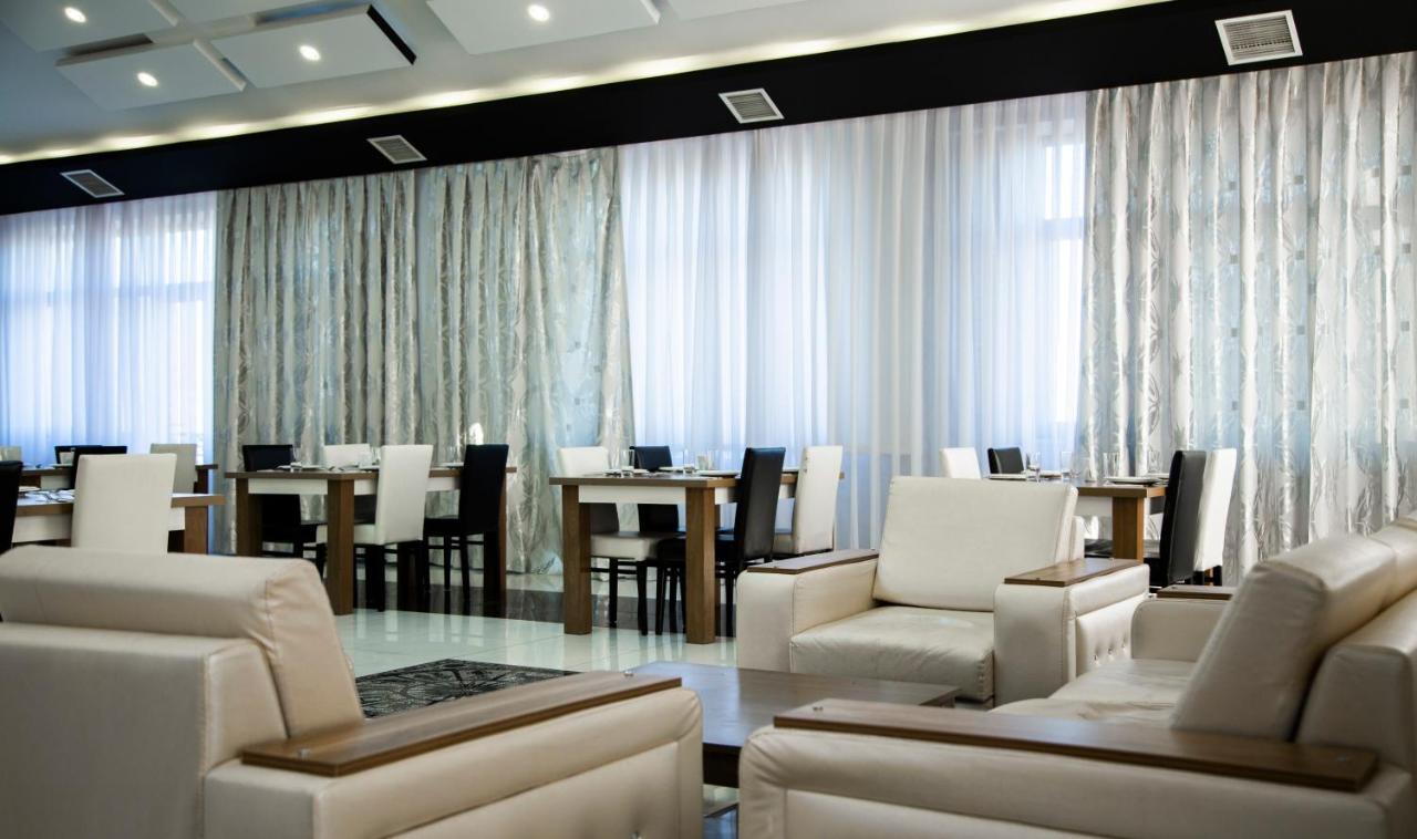 Astola Hotel Баку Экстерьер фото